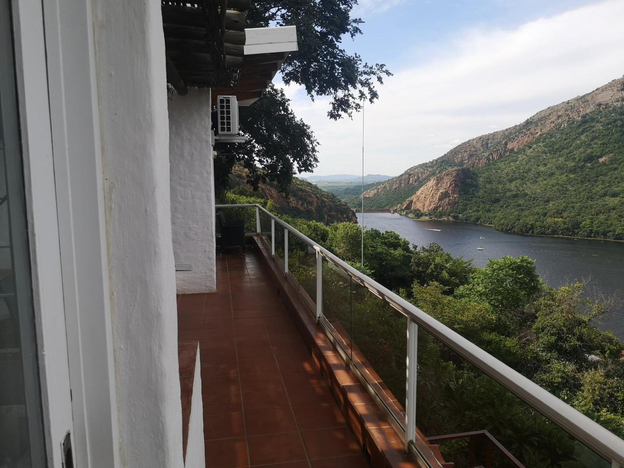 Letamong Bed & Breakfast Hartbeespoort Room photo